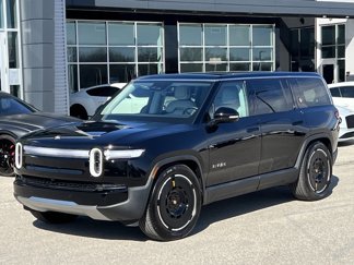 Used 2025 Rivian R1S Adventure image 1