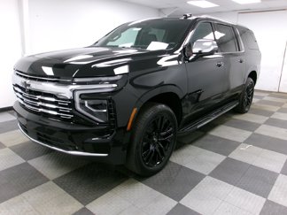 New 2025 Chevrolet Suburban Premier image 1