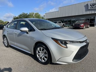 Used 2022 Toyota Corolla LE image 1