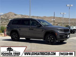 New 2025 Jeep Grand Cherokee L Laredo image 1