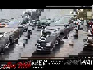 New 2025 Nissan Pathfinder SL image 1