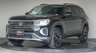 New 2025 Volkswagen Atlas SE image 1
