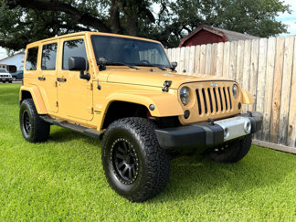 Used 2014 Jeep Wrangler Unlimited Sahara w/ Connectivity Group image 1