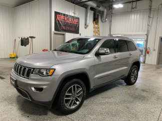 Used 2019 Jeep Grand Cherokee Limited image 1