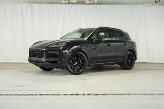 New 2025 Porsche Cayenne image 1