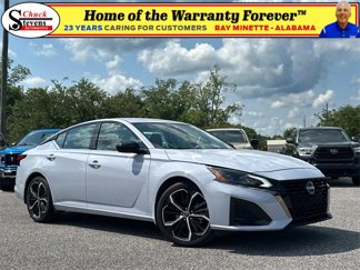 Used 2025 Nissan Altima 2.5 SR image 1