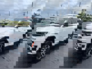 New 2025 Jeep Grand Cherokee L Limited image 1