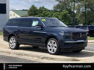 New 2025 Lincoln Navigator L Reserve image 1