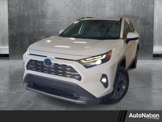 Used 2022 Toyota RAV4 Limited image 1