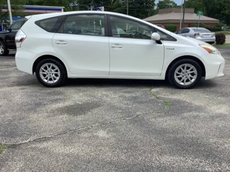 Used 2013 Toyota Prius V Two image 1