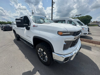 Used 2024 Chevrolet Silverado 2500 LT image 1