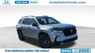 Certified 2025 Honda Pilot TrailSport image 1