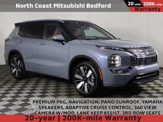 New 2025 Mitsubishi Outlander SEL image 1