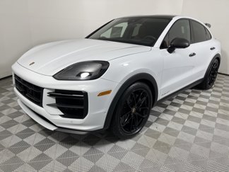 New 2025 Porsche Cayenne Turbo GT image 1