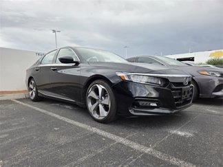 Used 2018 Honda Accord Touring image 1