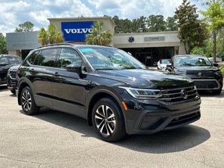Used 2024 Volkswagen Tiguan S image 1