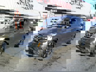 Used 2024 Volkswagen Tiguan SE image 1