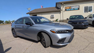 Used 2024 Honda Civic EX-L image 1