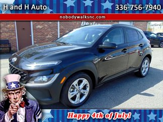 Used 2023 Hyundai Kona SEL image 1