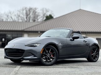 Used 2016 MAZDA MX-5 Miata Club image 1