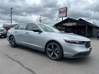 Used 2023 Honda Accord Sport image 1