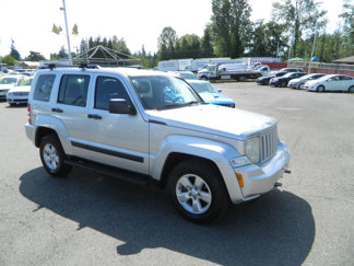 Used 2011 Jeep Liberty Sport image 1