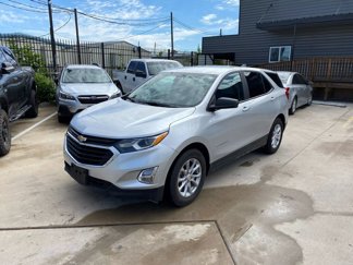 Used 2021 Chevrolet Equinox LS w/ LS Convenience Package image 1