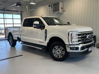 Used 2023 Ford F350 Lariat image 1