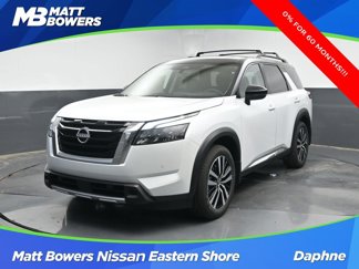 New 2025 Nissan Pathfinder Platinum image 1