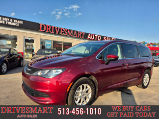 Used 2020 Chrysler Voyager Lxi image 1