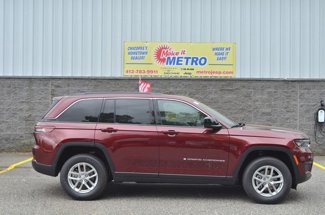 New 2025 Jeep Grand Cherokee Laredo X image 1