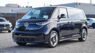 New 2025 Volkswagen ID. Buzz Pro S image 1