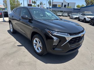 Used 2024 Chevrolet Trax LS w/ LS Convenience Package image 1