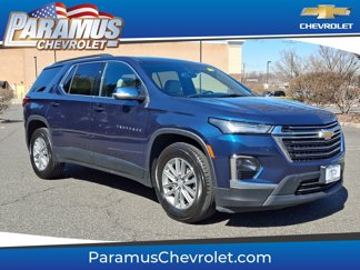Certified 2022 Chevrolet Traverse LT image 1
