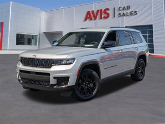 Used 2024 Jeep Grand Cherokee L Laredo image 1