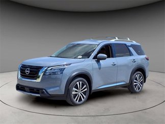 New 2025 Nissan Pathfinder Platinum image 1