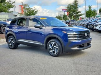 Used 2025 Nissan Kicks SV w/ Illumination Package image 1