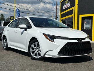 Used 2022 Toyota Corolla LE image 1