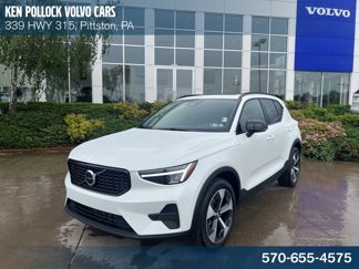 New 2026 Volvo XC40 B5 Plus image 1