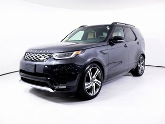 Used 2024 Land Rover Discovery Metropolitan Edition image 1