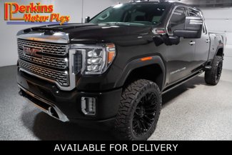 Used 2023 GMC Sierra 2500 Denali w/ Denali Black Diamond Edition image 1