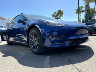 Used 2023 Tesla Model 3 Standard Range image 1