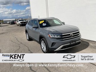 Used 2022 Volkswagen Atlas Cross Sport SE w/ Panoramic Sunroof Package image 1