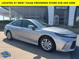 Used 2025 Toyota Camry XLE image 1