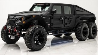 Used 2025 Jeep Gladiator Sport image 1