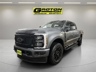 New 2025 Ford F250 4x4 Crew Cab Super Duty image 1
