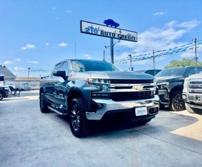 Used 2021 Chevrolet Silverado 1500 LT w/ Z71 Off-Road Package image 1