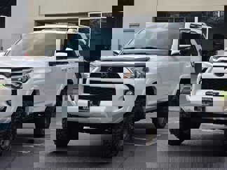 Used 2015 Toyota 4Runner SR5 Premium image 1