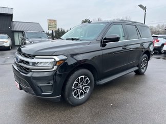 Used 2022 Ford Expedition XLT image 1