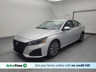 Used 2023 Nissan Altima 2.5 SV image 1